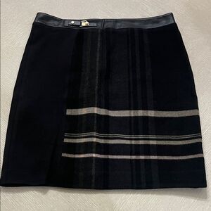T Tahari Elegant Black Plaid Women's Skirt